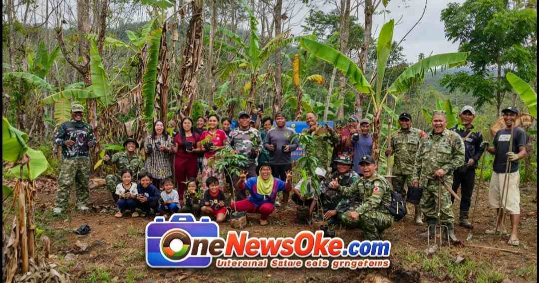 Satgas TMMD ke-130 di Mekarjaya Ciemas Tanam 500 Pohon, Wujudkan “Bersatu dengan Alam” Kasad
